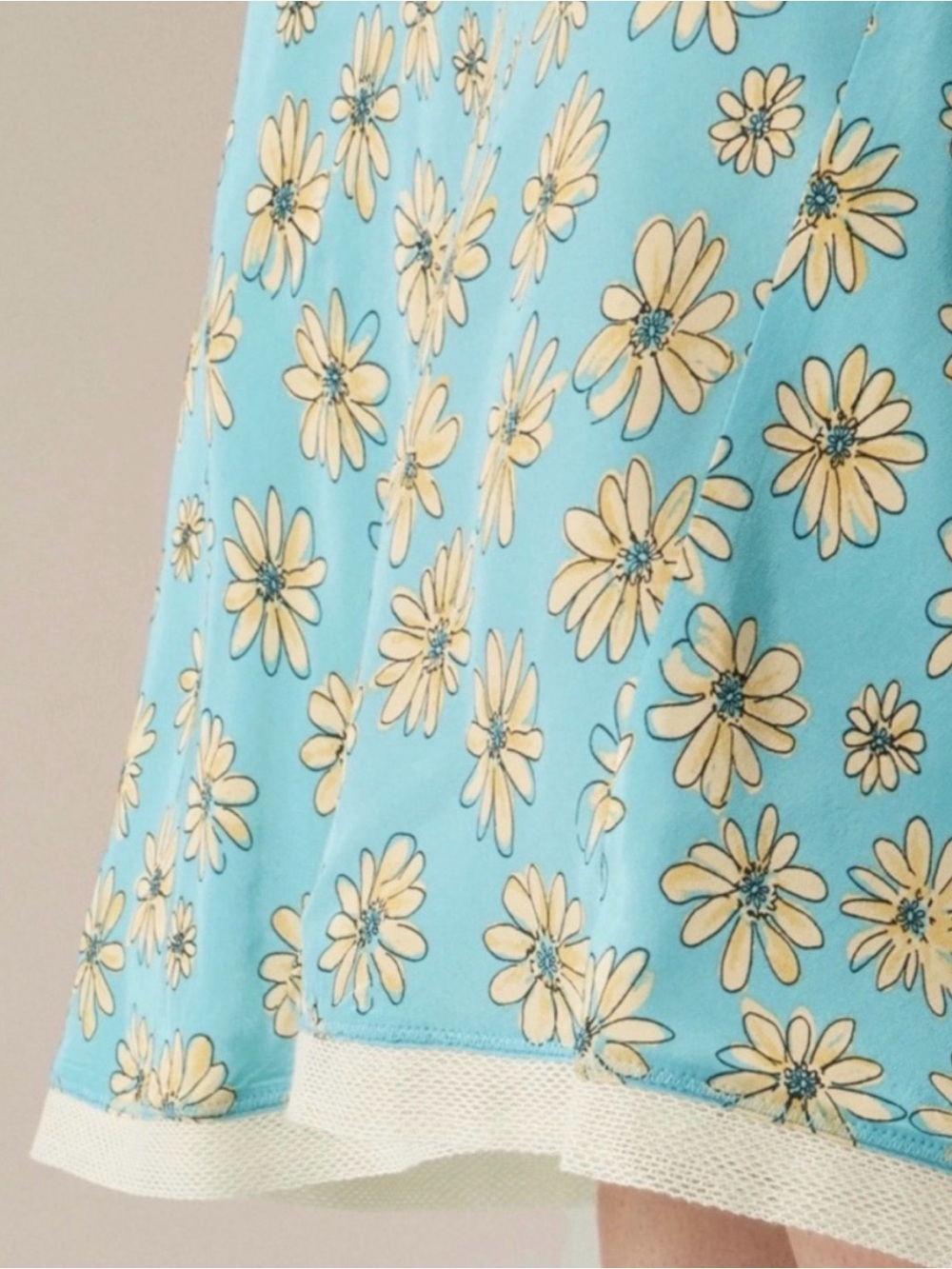 J. Crew Gwyneth Blue Yellow Daisy Print A-Line Midi Slip Skirt Small NWT - Picture 3 of 5